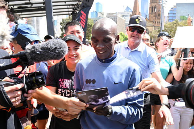 ELIUD KIPCHOGE MELBOURNE MARATHON OP, Elite marathon athlete Eliud Kipchoge during a fan event ahead of the Melbourne Marathon, in Melbourne, Friday, October 9, 2026. ( NO ARCHIVING MELBOURNE VICTORIA Australia Copyright: xJAMESxROSSx 20261009171613909446