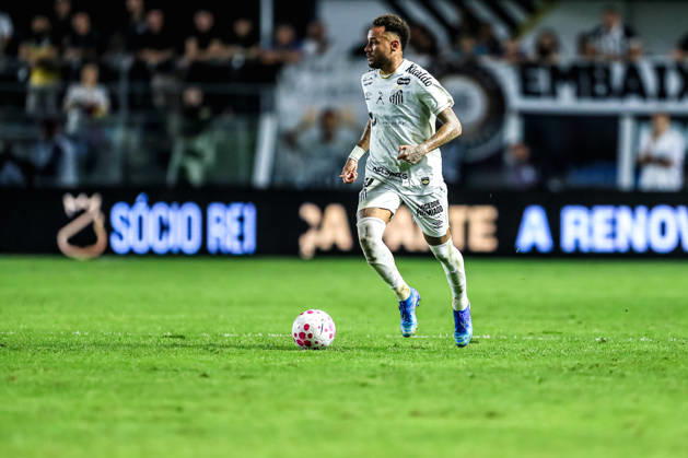 October 10, 2026, Sao Paulo, Sao Paulo, Brazil: SoO PAULO (SP), BRAZIL OCTOBER 10: Santos player Neymar Jr. during the match between Santos and Flamengo in the 2026 Brazilian Championship at Vila Belmiro Stadium in Santos (SP), Brazil, on Thursday, October 10, 2026., Credit:Marco Miatelo Avalon Copyright: xMarcoxMiatelox xAvalonx 1141611846