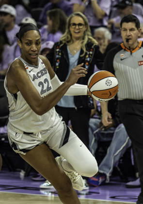 OCT 07 2026 San Francisco, CA U.S.A. Las Vegas Aces center A ja Wilson (22)goes to the basket during the WNBA, Basketball Damen, USA semifinals playoff game 2 western conference between the Las Vegas Aces and the Golden State Valkyries at the Chase Centers. CSM San Francisco USA - ZUMAc04_ 20261007_zma_c04_061 Copyright: xThurmanxJamesx