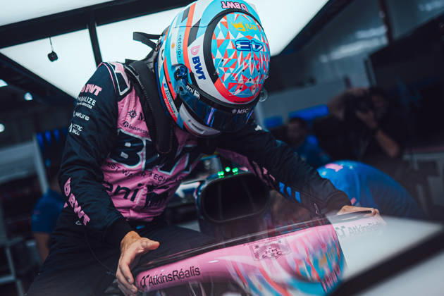 Formula 1 Singapore Airlines Singapore Grand Prix 43Franco Colapinto (BWT Alpine F1 Team, 43) at the Formula 1 Singapore Airlines Singapore Grand Prix 2026 9 10 2026 Copyright: xTomxBaigentx