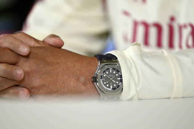 Real Madrid head coach Jose Mourinho MADRID, SPAIN - OCTOBER 9: Real Madrid head coach Jose Mourinho s watch is seen during a pre-match press conference, PK, Pressekonferenz at the club s Valdebebas training complex in Madrid, Spain on October 9, 2026. Mourinho responded to questions regarding squad preparation and tactical strategy ahead of their La Liga Matchday 8 fixture against Villarreal. Burak Akbulut Anadolu Madrid Spain. Editorial use only. Please get in touch for any other usage. Copyright: x2026xAnadoluxBurakxAkbulutx
