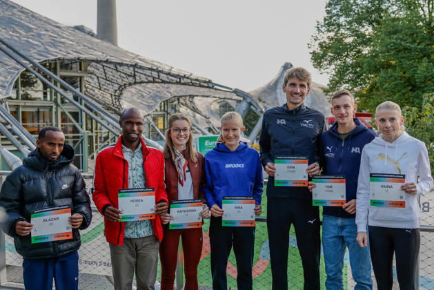 Munich Marathon 2026 Press Conference, Munich, October 9, 2026: Alazar TEREFA (ETH), Hosea Tuwei (KEN), Katharina Saathoff (GER), Nina Reuter (GER), Erik Hille (GER), Tom Thurley (GER), Hanna LINDHOLM (SWE). Ahead of the Munich Marathon, Erik Hille and Tom Thurley will run the half marathon, with Erik Hille using the race as a preparatory run for the Valencia Marathon. Photo taken during the Munich Marathon 2026 press conference in Munich, October 9, 2026 Copyright: xBEAUTIFULxSPORTS Kellererx