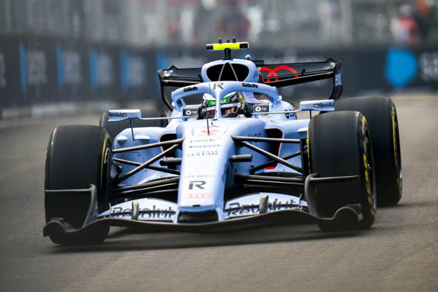 FORMULA 1 SINGAPORE AIRLINES SINGAPORE GRAND PRIX 2026 Gabriel Bortoleto (BRA) 5 Audi F1 Team in practice during the Formula 1 Singapore Airlines Singapore Grand Prix 2026, Round 17 of the 2026 Formula 1 World Championship, WM, Weltmeisterschaft from 9th - 11th October 2026 at the Marina Bay Street Circuit, Singapore. Credit: Robbie Hoad Every Second Media Editorial use only. All images are copyright Every Second Media Limited. No images may be reproduced without prior permission. Copyright: xIMAGO EveryxSecondxMediax ESM-2203-0259 RobbiexHoadx xEveryxSecondxMediax