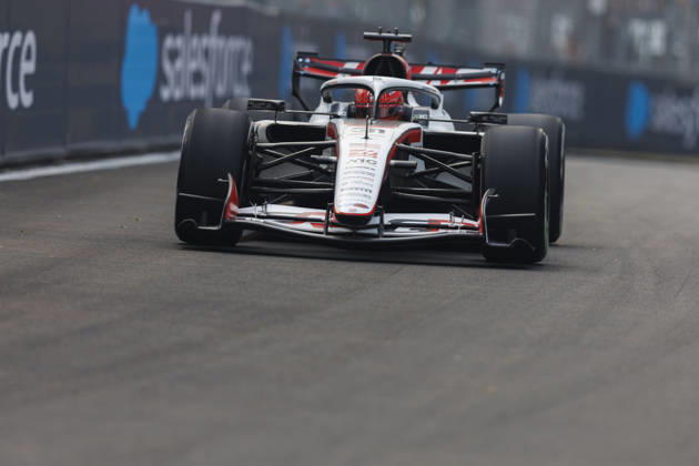 9th October 2026; Marina Bay, Singapore; Formula 1, Singapore Grand Prix, Free Practice and Sprint Qualifying Day; Esteban Ocon (31) of France and TGR Haas F1 Team during the first practice at the Singapore Grand Prix StephenxBlackberry