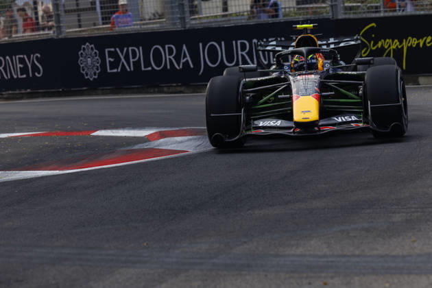 9th October 2026; Marina Bay, Singapore; Formula 1, Singapore Grand Prix, Free Practice and Sprint Qualifying Day; Isack Hadjar (6) of France and Oracle Red Bull Racing during the first practice at the Singapore Grand Prix StephenxBlackberry