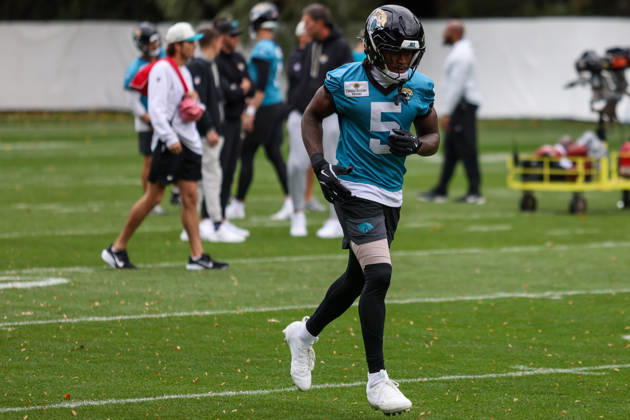 CHADLER’S CROSS, ENGLAND - October 9th: LeQuint Allen Jr. of the Jacksonville Jaguars during the Jacksonville Jaguars training session at The Grove on October 9, 2026 in Chandler’s Cross, England on October 9th 2026, in Hertfordshire England. Phillip Rocker SPP Copyright: xPhillipxRockerx xSPPx Sportspressphoto_SPR249410