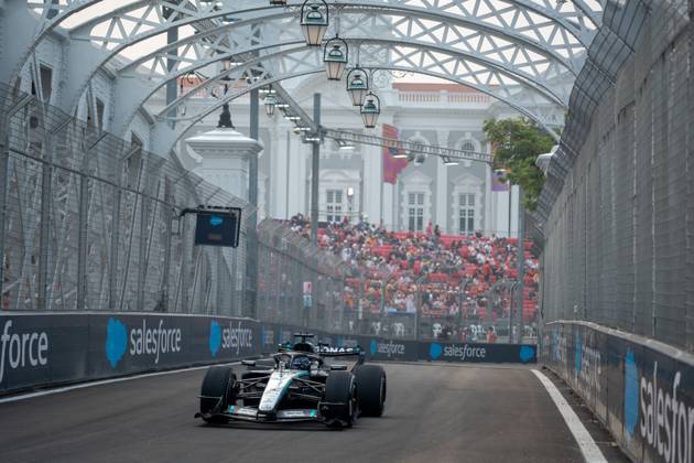 October 9, 2026, Singapore, Singapore: George Russell (GBR) (Mercedes-AMG Petronas F1 Team) during free practice 1 of the Formula 1 Singapore Grand Prix 2026 at the Marina Bay Street Circuit. F1 2026: (Free Practice 1) Singapore Grand Prix In Singapore, Singapore - 09 Oct 2026  - ZUMAs197 20261009_aaa_s197_062 Copyright: xLucaxMartinix