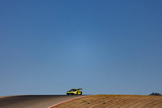 AUTO - ELMS - 4 HOURS OF PORTIMAO 2026 77 BERRY Martin (sgp), VAN EIJNDHOVEN Huub (ned), KING Harry (gbr), Proton Competition, Porsche 911 GT3 R LMGT3, LMGT3, action during the 4 Hours of Portimao 2026, 6th round of the 2026 European Le Mans Series on the Autodromo Internacional do Algarve from October 8 to 10, 2026 in Portimao, Portugal - Copyright: xJoaoxFilipex