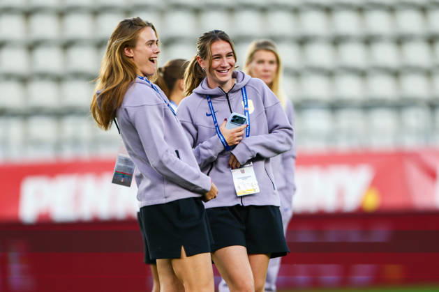 Women s World Cup Qualifier: Romania vs. Norway, Bucharest, October 9, 2026—Elisabeth Terland and Marthine Ostenstad before kickoff in the World Cup qualifying soccer match between Romania and Austria at Stadionul Arcul de Triumf in Bucharest. Photo by Nikola Krstic, NTB, Bucharest, Romania. EDITORIAL USE ONLY. RESTRICTED USE FOR BETTING COMPANIES Copyright: xNikolaxKrsticx xNTBx