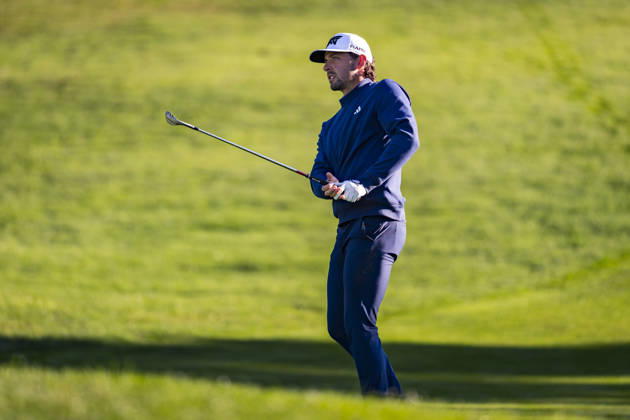 Open de Espana presented by Madrid - Day Two MADRID, SPAIN - OCTOBER 9: Marco Penge of England plays a shot on day two of the Open de Espana presented by Madrid at Club de Campo Villa de Madrid on October 9, 2026 in Madrid, Spain. Madrid Club de Campo Villa de Madrid Madrid Spain Copyright: xAlbertoxGardinx AGardin_20261009_Golf_Esp_Mad_1126