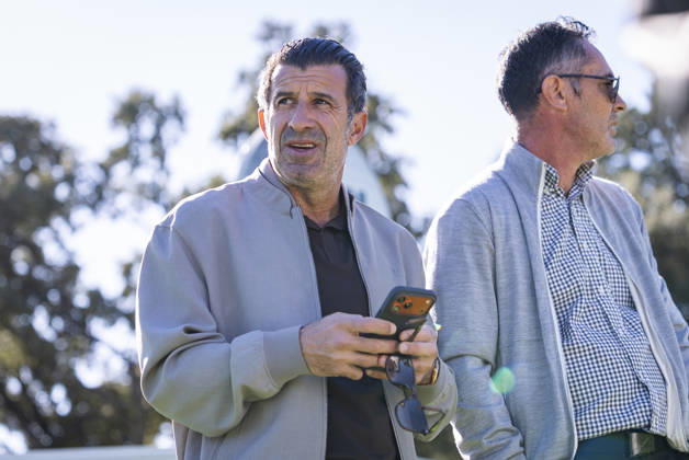 Open de Espana presented by Madrid - Day Two MADRID, SPAIN - OCTOBER 9: Former football player Luis Figo is seen among the spectators on day two of the Open de Espana presented by Madrid at Club de Campo Villa de Madrid on October 9, 2026 in Madrid, Spain. Madrid Club de Campo Villa de Madrid Madrid Spain Copyright: xAlbertoxGardinx AGardin_20261009_Golf_Esp_Mad_1141