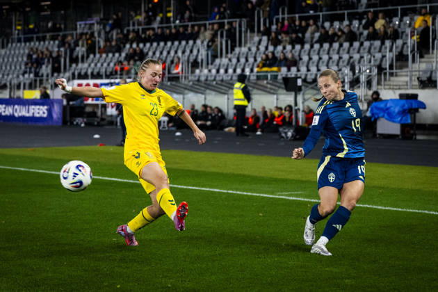 October 9, 2026: Loreta Rogaciova of Lithuania and Anna Anvegard of Sweden during the FIFA Women’s World Cup qualifying playoff soccer match between Lithuania and Sweden on October 9, 2026 in Kaunas. Photo by Mathias Bergeld. BILDBYRAN code MB MB1418 soccer football vm qual qual fifa womens world cup qualifier qualifier playoff lithuania sweden women s bbeng play off  Copyright: MATHIASxBERGELD BB261009MB031