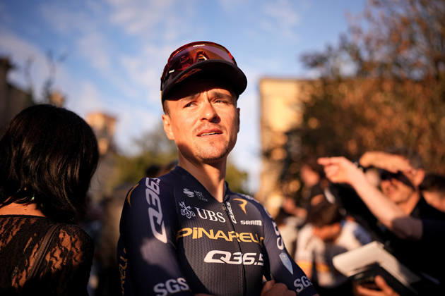 Great Britain s Tom Pidcock of Pinarello-Q36.5 Pro Cycling Team during the team presentation on the eve of the 120th edition of Il Lombardia cycling race, in Bergamo on October 9, 2026, prior to the 239 km one-day race from Bergamo to Como, Italy. Copyright: xMarcoxAlpozzi LaPressex