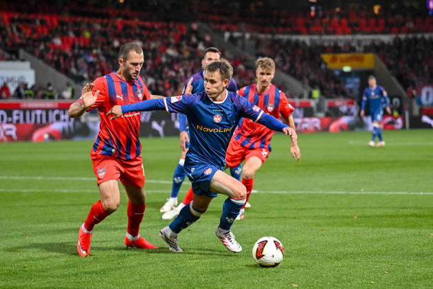 Jonas Foehrenbach of 1 FC Heidenheim 1846 and Naatan Skyttae of 1 FC Kaiserslautern in a tackle during the 2. Bundesliga match between 1 FC Heidenheim and 1 FC Kaiserslautern, at the Voith Arena on October 9, 2026, in Heidenheim an der Brenz, Germany. Photo by Harry Langer, DeFodi Images. Jonas Foehrenbach of 1 FC Heidenheim 1846 and Naatan Skyttae of 1 FC Kaiserslautern battle for the ball during the 2nd Bundesliga match between 1 FC Heidenheim and 1 FC Kaiserslautern at Voith Arena on October 9, 2026 in Heidenheim an der Brenz, Germany Photo by Harry Langer DeFodi Images DFB and DFL regulations prohibit any use of photographs as image sequences and or quasi-video Photo by Harry Langer DeFodi Images DFB and DFL regulations prohibit any use of photographs as imSEQUENCES AND OR QUASI-VIDEO