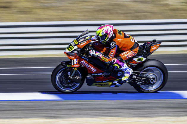 October 9, 2026, Cascais, Lisbon, Portugal: Alvaro Bautista of Barni Spark Racing Team in action during the Free Practice 2 of the FIM Superbike World Championship, WM, Weltmeisterschaft at Circuito Estoril on October 9, 2026 in Cascais, Portugal. Motorsports 2026: WorldSBK - Tissot Estoril Round  - ZUMAr200 20261009_zsp_r200_020 Copyright: xNunoxReisinhox