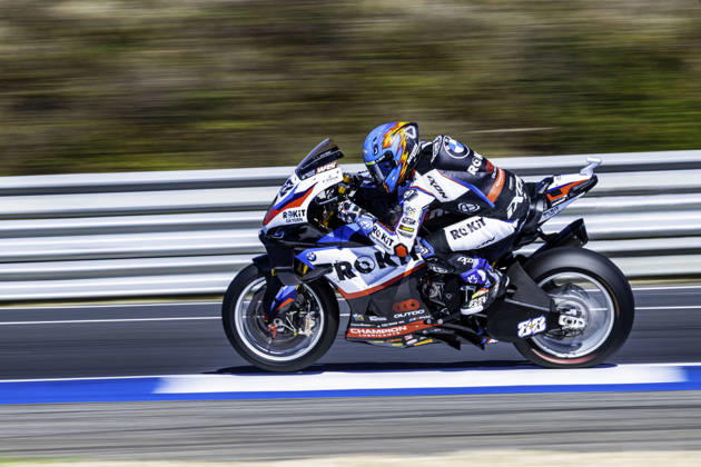 October 9, 2026, Cascais, Lisbon, Portugal: Miguel Oliveira of Rokit BMW Motorrad WorldSBK Team in action during the Free Practice 2 of the FIM Superbike World Championship, WM, Weltmeisterschaft at Circuito Estoril on October 9, 2026 in Cascais, Portugal. Cascais Portugal - ZUMAr200 20261009_zsp_r200_023 Copyright: xNunoxReisinhox