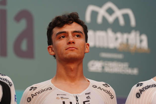 Mexico s Isaac Del Toro Romero of UAE Team Emirates XRG during the team presentation on the eve of the 120th edition of Il Lombardia cycling race, in Bergamo on October 9, 2026, prior to the 239 km one-day race from Bergamo to Como, Italy.  Copyright: xGianxMattiaxD Alberto LaPressex