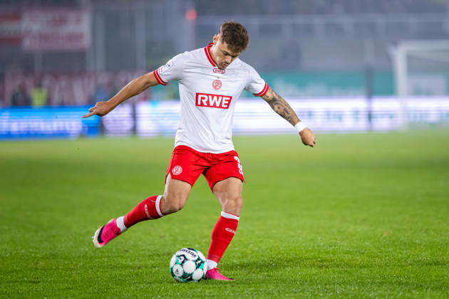 Jannik Hofmann, Rot-Weiss Essen, 37, on the ball (GER), SC Preussen Münster vs. Rot-Weiss Essen, soccer, 3rd Division, Matchday 8, 2026–2027 season, October 9, 2026 DFL regulations prohibit any use of photographs as image sequences and or quasi-video GER, SC Preussen Münster vs. Rot-Weiss Essen, soccer, 3rd League, Matchday 8, 2026–2027 season, October 9, 2026, Münster Copyright: xEibner-Pressefoto JanxRollingerx EP_JSK