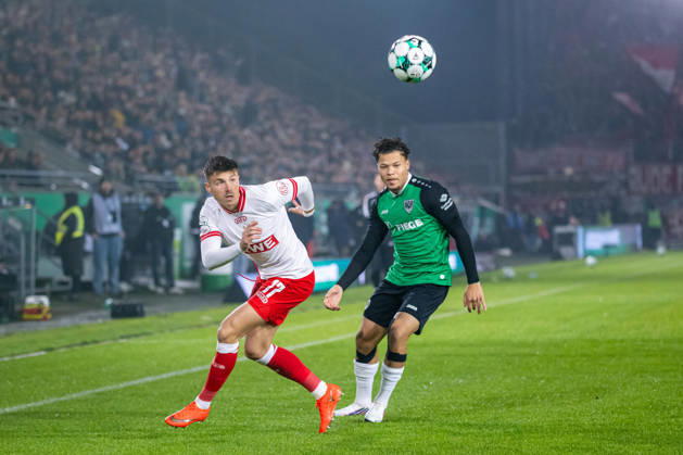 L R Semir Telalovic, Rot-Weiss Essen, 17, in a tackle with Montell Ndikom, SC Preussen Münster, 28, GER; SC Preussen Münster vs. Rot-Weiss Essen, soccer, 3rd Division, Matchday 8, 2026–2027 season, October 9, 2026 DFL regulations prohibit the use of photographs as image sequences and or quasi-video GER, SC Preussen Münster vs. Rot-Weiss Essen, soccer, 3rd League, Matchday 8, 2026–2027 season, October 9, 2026, Münster Copyright: xEibner-Pressefoto JanxRollingerx EP_JSK