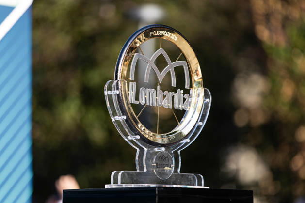 120th ILombardia Team Presentation The trophy is shown at the 120th ILombardia team presentation in Bergamo, Italy, on October 9, 2026. Bergamo Italy Copyright: xTommasoxBerardix originalFilename:berardi-120thilo261009_npzVZ