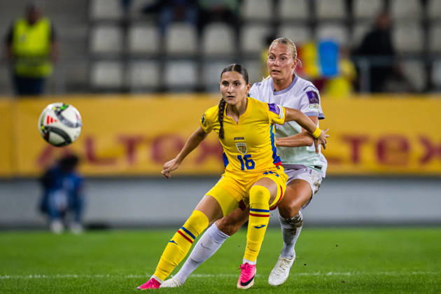October 9, 2010: Ioana Stancu of Romania and Guro Bergsvand of Norway during the FIFA Women’s World Cup Qualifier soccer match between Romania and Norway on October 9, 2026 in Bucharest. Photo by Marius Simensen, BILDBYRAN COP 238 bbeng women FIFA World Cup qualifiers soccer football international match Norway Romania  Copyright: MARIUSxSIMENSEN BB261009BB561