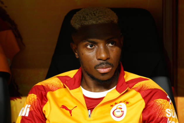 October 9, 2026, Sariyer, Istanbul, Turkey: Victor Osimhen (C) of Galatasaray looks on before the Turkish Super League 2026 27 match between Galatasaray and Kasimpasa at RAMS Park Stadium in Istanbul, Turkey, on October 9, 2026. Turkish Super League 2026 27 - Galatasaray Vs Kasimpasa - ZUMAu194 20261009_zip_u194_013 Copyright: xTolgaxUluturkx