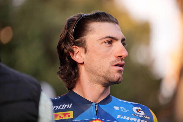 Italy s Giulio Ciccone of Lidl-Trek during the team presentation on the eve of the 120th edition of Il Lombardia cycling race, in Bergamo on October 9, 2026, prior to the 239 km one-day race from Bergamo to Como, Italy.  Copyright: xMarcoxAlpozzi LaPressex