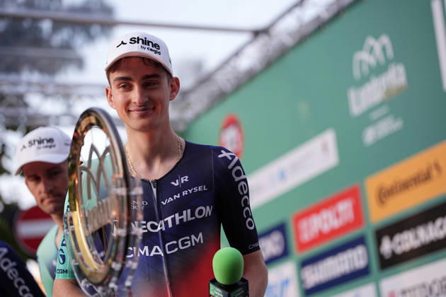 France s Paul Seixas of Decathlon CMA CGM Team during the team presentation on the eve of the 120th edition of Il Lombardia cycling race, in Bergamo on October 9, 2026, prior to the 239 km one-day race from Bergamo to Como, Italy.  Copyright: xMarcoxAlpozzi LaPressex