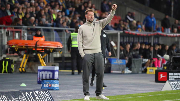 Braunschweig vs. Kiel, 2nd Bundesliga Braunschweig, October 9, 2026, Soccer, Men’s, 2nd Bundesliga, 2026–2027 Season, Eintracht Braunschweig vs. Holstein Kiel Head Coach Lars Kornetka Eintracht Braunschweig DFL DFB REGULATIONS PROHIBIT ANY USE OF PHOTOGRAPHS AS IMAGE SEQUENCES AND OR QUASI-VIDEO Stadion an der Hamburger Straße Lower Saxony, Germany