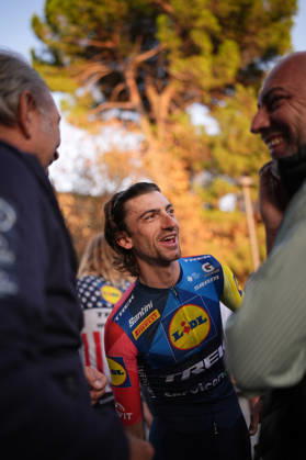 Italy s Giulio Ciccone of Lidl-Trek during the team presentation on the eve of the 120th edition of Il Lombardia cycling race, in Bergamo on October 9, 2026, prior to the 239 km one-day race from Bergamo to Como, Italy.  Copyright: xMarcoxAlpozzi LaPressex