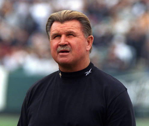November 9, 1997 - Oakland, California, U.S - Oakland Raiders vs. New Orleans Saints at Oakland Alameda County Coliseum Sunday, November 9, 1997. Saints beat Raiders 13-10. Saints head coach Mike Ditka. NFL, American Football Herren, USA 1997: Raiders 10:13 Saints - ZUMAg52_ 19971109_zap_g52_010 Copyright: xAlxGolubx