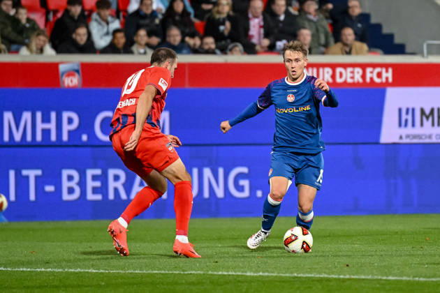 Jonas Foehrenbach of 1 FC Heidenheim 1846 and Naatan Skyttae of 1 FC Kaiserslautern in a tackle during the 2. Bundesliga match between 1 FC Heidenheim and 1 FC Kaiserslautern, at the Voith Arena on October 9, 2026, in Heidenheim an der Brenz, Germany. Photo by Harry Langer, DeFodi Images. Jonas Foehrenbach of 1 FC Heidenheim 1846 and Naatan Skyttae of 1 FC Kaiserslautern battle for the ball during the 2nd Bundesliga match between 1 FC Heidenheim and 1 FC Kaiserslautern at Voith Arena on October 9, 2026 in Heidenheim an der Brenz, Germany Photo by Harry Langer DeFodi Images DFB and DFL regulations prohibit any use of photographs as image sequences and or quasi-video Photo by Harry Langer DeFodi Images DFB and DFL regulations prohibit any use of photographs as imSEQUENCES AND OR QUASI-VIDEO