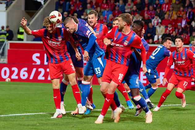Heading duel in the penalty area: Jan Schoeppner (1 FC Heidenheim, 03), Jan Elvedi (1 FC Kaiserslautern, 33), Julian Niehues (1 FC Heidenheim, 16), Maxwell Gyamfi (1 FC Kaiserslautern, 04 GER), 1 FC Heidenheim 1846 vs. 1 FC Kaiserslautern, Soccer, 2. Bundesliga, Matchday 7, 2026–2027 season, Oct 9, 2026 DFL regulations prohibit any use of photographs as image sequences and or quasi-video GER, 1 FC Heidenheim 1846 vs. 1 FC Kaiserslautern, Soccer, 2. Bundesliga, Matchday 7, 2026–2027 season, October 9, 2026, Heidenheim an der Brenz Copyright: xEibner-Pressefoto GeraldxOelze-dexStoppanyx EP_ODS