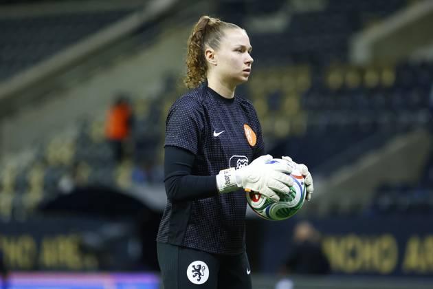 FELCSUT, 09-10-2026 , Pancho Arena, season 2026 2027 , UEFA worldcup qualification football play-offs round 1 , match between Hungary and The Netherlands (women) 1st leg , Pictures shows Netherlands goalkeeper DaniÃ«lle de Jong Hungary - Netherlands (women)  x208074276x Copyright: