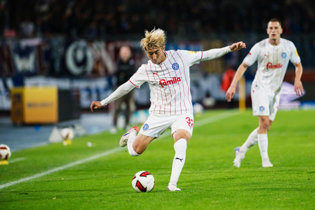 2. Bundesliga: Eintracht Braunschweig vs. Holstein Kiel, October 9, 2026; Hiroki Sekine, Holstein Kiel, 32; Soccer; 2. Bundesliga; Matchday 7: Eintracht Braunschweig vs. Holstein Kiel on October 9, 2026, at Eintracht Stadium, Braunschweig DFL regulations prohibit any use of photographs as image sequences and or quasi-video Copyright: xBEAUTIFULxSPORTS Tonhäuserx