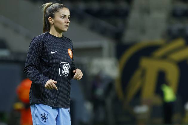 FELCSUT, 09-10-2026 , Pancho Arena, season 2026 2027 , UEFA worldcup qualification football play-offs round 1 , match between Hungary and The Netherlands (women) 1st leg , Pictures shows Netherlands player Danielle van de Donk Hungary - Netherlands (women)  x208074422x Copyright: