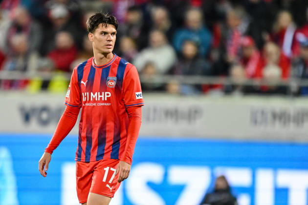 Mathias Honsak of 1 FC Heidenheim 1846 watches during the 2. Bundesliga match between 1 FC Heidenheim and 1 FC Kaiserslautern at the Voith Arena on October 9, 2026, in Heidenheim an der Brenz, Germany Photo by Harry Langer DeFodi Images Mathias Honsak 1 FC Heidenheim 1846 Looks on during the 2nd Bundesliga match between 1 FC Heidenheim and 1 FC Kaiserslautern at Voith Arena on October 9, 2026, in Heidenheim an der Brenz, Germany. Photo by Harry Langer, DeFodi Images. DFB and DFL regulations prohibit any use of photographs as image sequences and or quasi-video. Photo by Harry Langer, DeFodi Images. DFB and DFL regulations prohibit any use of photographs as imSEQUENCES AND OR QUASI-VIDEO