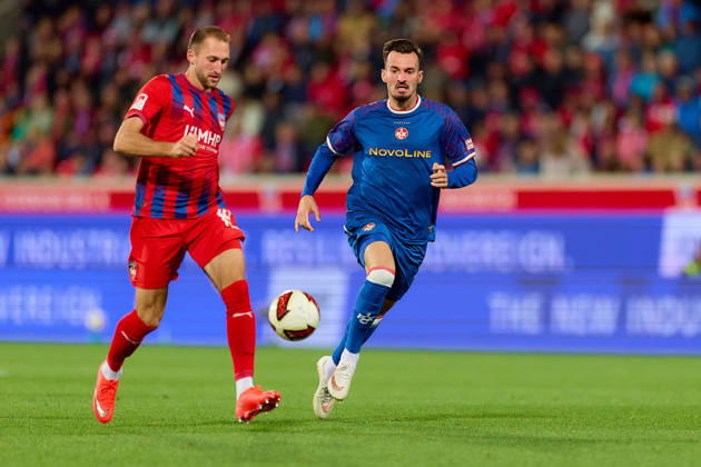 Tackle, duel between Jonas Foehrenbach (19) of 1 FC Heidenheim and Mergim Berisha (20) of FC Kaiserslautern (GER), 1 FC Heidenheim 1846 vs. 1 FC Kaiserslautern, soccer, 2. Bundesliga, Matchday 7, 2026–2027 season, October 9, 2026 DFL regulations prohibit any use of photographs as image sequences and or quasi-video GER, 1 FC Heidenheim 1846 vs. 1 FC Kaiserslautern, soccer, 2. Bundesliga, Matchday 7, 2026–2027 season, October 9, 2026, Heidenheim an der Brenz Copyright: xEibner-Pressefoto GeraldxOelze-dexStoppanyx EP_ODS