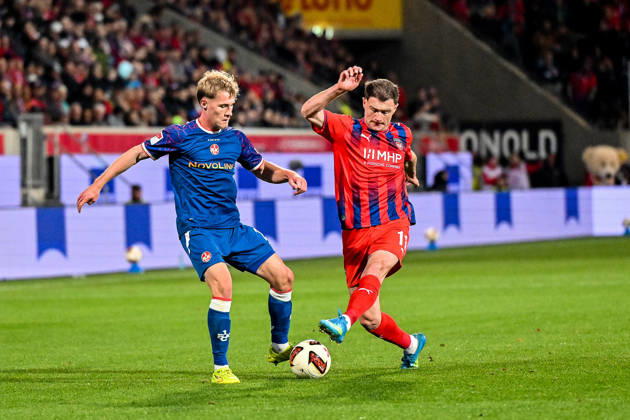 October 9, 2026, GER, Soccer, Men s, 2. Bundesliga, Matchday 7, 1 FC Heidenheim vs. 1 FC Kaiserslautern, Mika Haas (Kaiserslautern), 22, Budu Zivzivadze (Heidenheim), 11, Heidenheim Voith Arena, Baden-Württemberg, Germany Copyright: xNordphotox xHafnerx