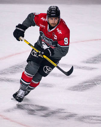 COLOGNE, GERMANY - 9 OCTOBER, 2026: Maximilian Kammerer - The PENNY DEL Ice hockey, Eishockey match Koelner Haie vs. Schwenninger Wild Wings at LANXESS arena. Copyright: xVitaliixKliuievx