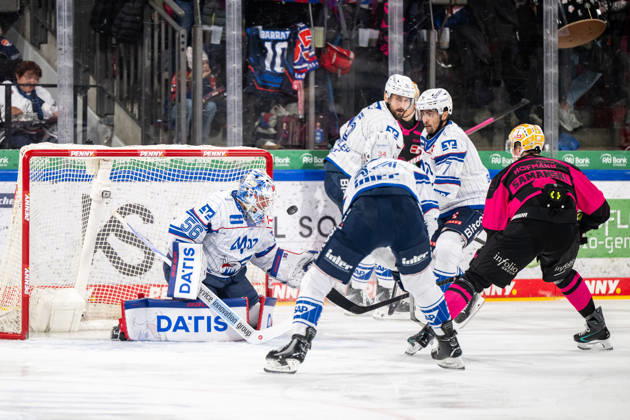 Maximilian Franzreb 56, Adler Mannheim, Nuremberg Ice Tigers vs. Adler Mannheim, Ice Hockey, Penny DEL, Matchday 7, October 9, 2026, Nuremberg Ice Tigers vs. Adler Mannheim, Ice Hockey, Penny DEL, Matchday 7, October 9, 2026 Copyright: xEibner-Pressefoto ThomasxHahnx EP_NIT