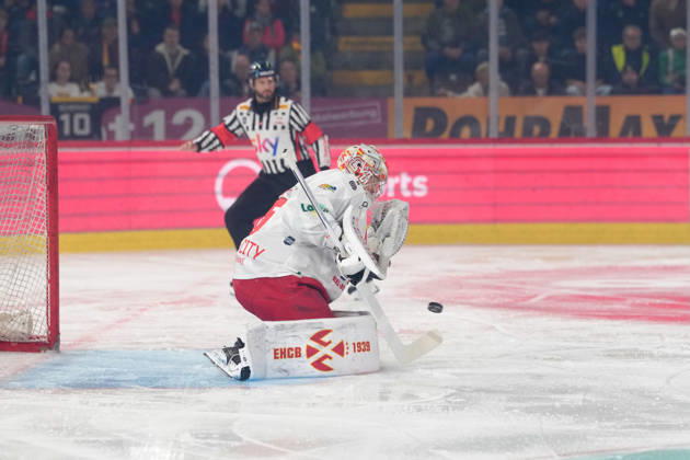 3014 Bern BE, Switzerland - October 09: Goalkeeper Harri Sateri (35 EHCB) during the National League match between SC Bern and EHC Biel-Bienne at PostFinance Arena on October 09, 2026 in 3014 Bern BE, Switzerland. Copyright: xKjetilxWaberx xSPPx Sportspressphoto_SPR249582