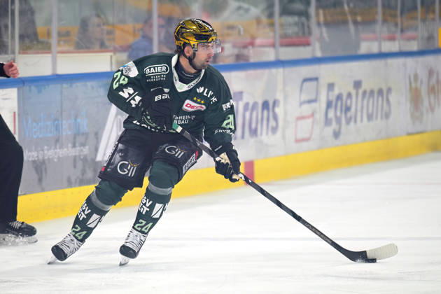 Cole Fonstad, Bietigheim Steelers, 24 on the puck; Bietigheim Steelers vs. EC Bad Nauheim, Ice Hockey, DEL 2, Game 7 of the regular season, 2026–2027 season, October 9, 2026, Bietigheim Steelers vs. EC Bad Nauheim, Ice Hockey, DEL 2, 7th Regular Season Game, 2026–2027 Season, October 9, 2026, Bietigheim Copyright: xEibner-Pressefotox EP_TBR