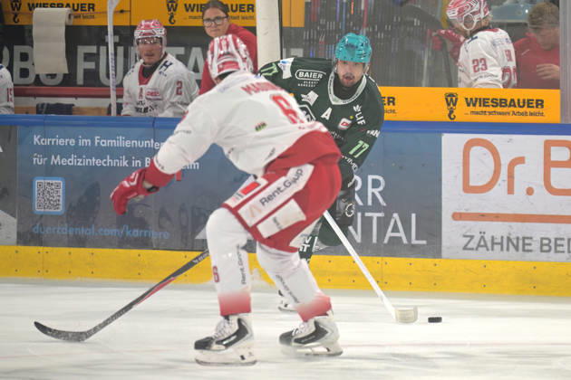Marek Racuk, Bietigheim Steelers, 17 on the Puck: Bietigheim Steelers vs. EC Bad Nauheim, Ice Hockey, DEL 2, Game 7 of the Regular Season, 2026–2027 Season, October 9, 2026, Bietigheim Steelers vs. EC Bad Nauheim, Ice Hockey, DEL 2, 7th Regular Season Game, 2026–2027 Season, October 9, 2026, Bietigheim Copyright: xEibner-Pressefotox EP_TBR