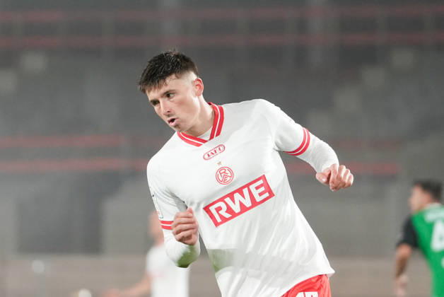 Germany 3rd Division 2026–2027, Matchday 8: SC Preussen Münster vs. Rot Weiss Essen, Friday, October 9, 2026, LVM Preußenstadion, Münster, North Rhine-Westphalia, Germany; Semir Telalovic (RW Essen), 17: Frustration Copyright: xMerlexKölkingx