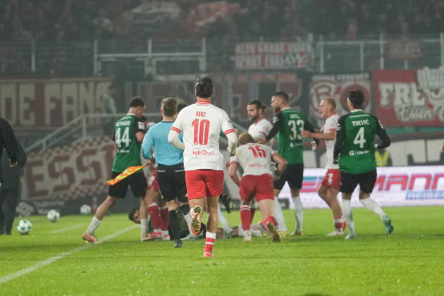Germany 3rd Division 2026–2027, Matchday 8: SC Preussen Münster vs. Rot Weiss Essen, Friday, October 9, 2026, LVM Preußenstadion, Münster, North Rhine-Westphalia, Germany; Confrontation, Dispute Copyright: xMerlexKölkingx