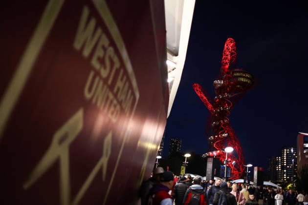 West Ham United gegen Queens Park Rangers, 9. Oktober 2026, London, EFL Championship, Fußball: West Ham United gegen Queens Park Rangers – The Orbit vor dem London Stadium. Foto: Jacques Feeney, Offside, London, Großbritannien Copyright: xJacquesxFeeneyx xOffsidexOffside