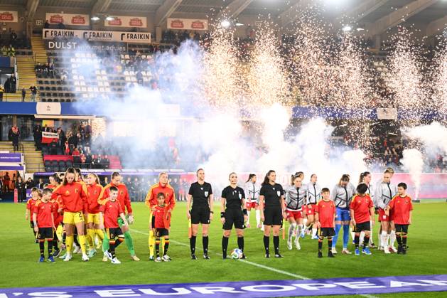 Belgium v Poland - FIFA Women s World Cup 2027 UEFA Qualifiers LEUVEN, BELGIUM - OCTOBER 09 : Players of Belgium before the FIFA Women s World Cup 2027 UEFA European Qualifiers play-offs round 1 path 2 first leg match between Belgium and Poland on October 9, 2026 in Leuven, Belgium, 09 10 2026 Leuven Belgium  Copyright: xVincentxKalutx