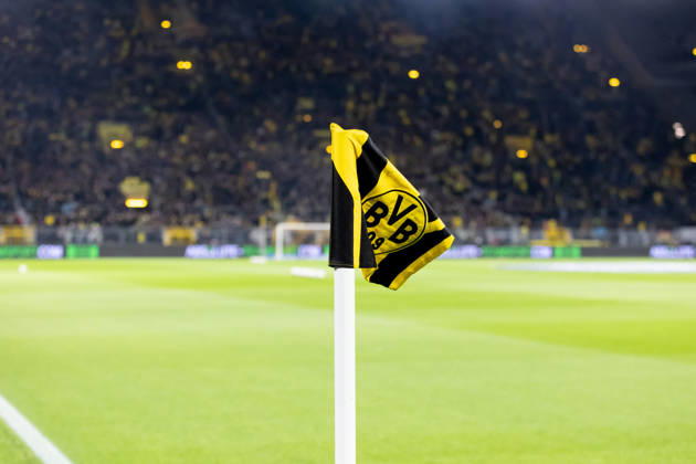 Dortmund, Germany October 9, 2026 Bundesliga 2026–2027 Matchday 5: Borussia Dortmund vs. SV Werder Bremen Pictured: Corner flag at Signal Iduna Park before the game. DFL and DFB regulations prohibit any use of photographs as image sequences and or quasi-video. Signal Iduna Park, North Rhine-Westphalia Copyright: xFotostandx xZeisingx