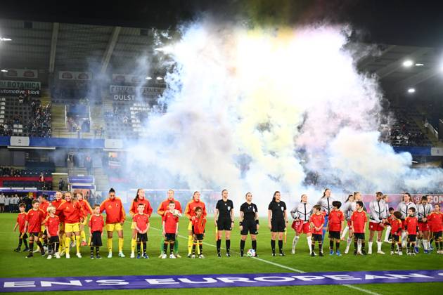 Belgium v Poland - FIFA Women s World Cup 2027 UEFA Qualifiers LEUVEN, BELGIUM - OCTOBER 09 : Players of Belgium before the FIFA Women s World Cup 2027 UEFA European Qualifiers play-offs round 1 path 2 first leg match between Belgium and Poland on October 9, 2026 in Leuven, Belgium, 09 10 2026 Leuven Belgium  Copyright: xVincentxKalutx